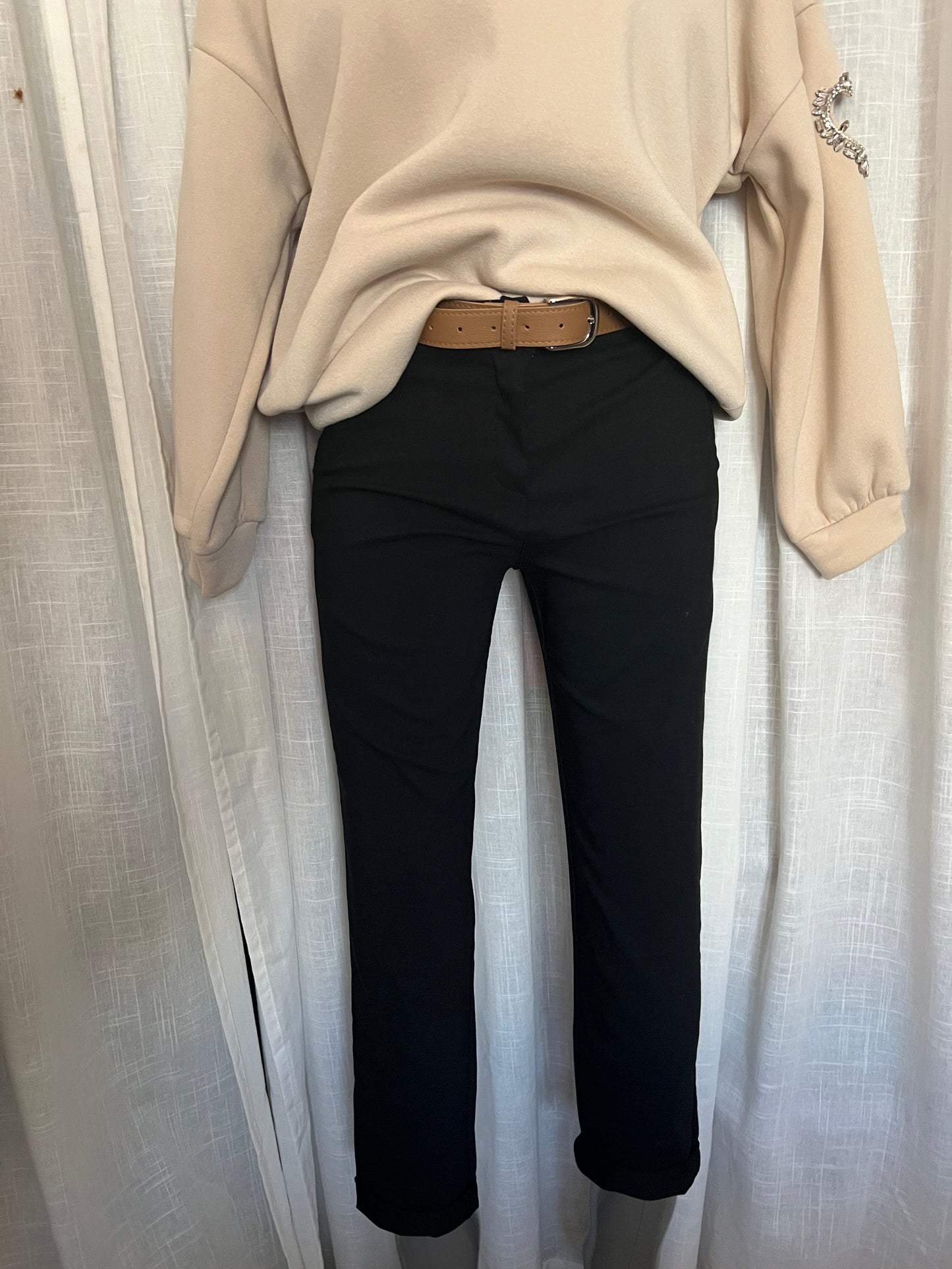 Pantalon 7/8 styles carottes+ ceinture Lana-The Phénix Styles