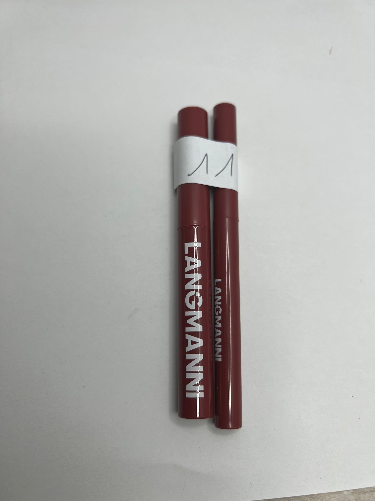 Ensemble rouge à lèvres et crayon à lèvres mat—The Phénix Styles