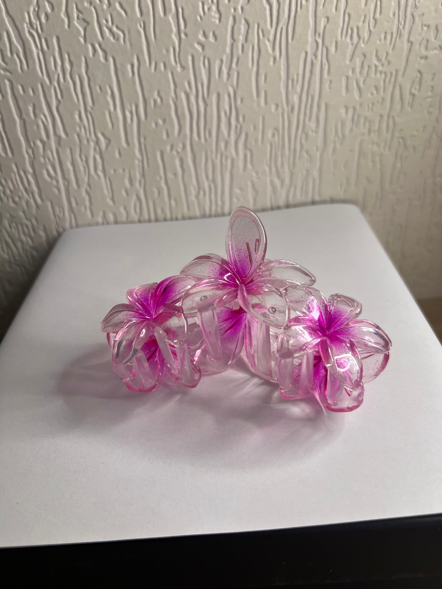 Pince à cheveux fleur transparente-The Phénix Styles