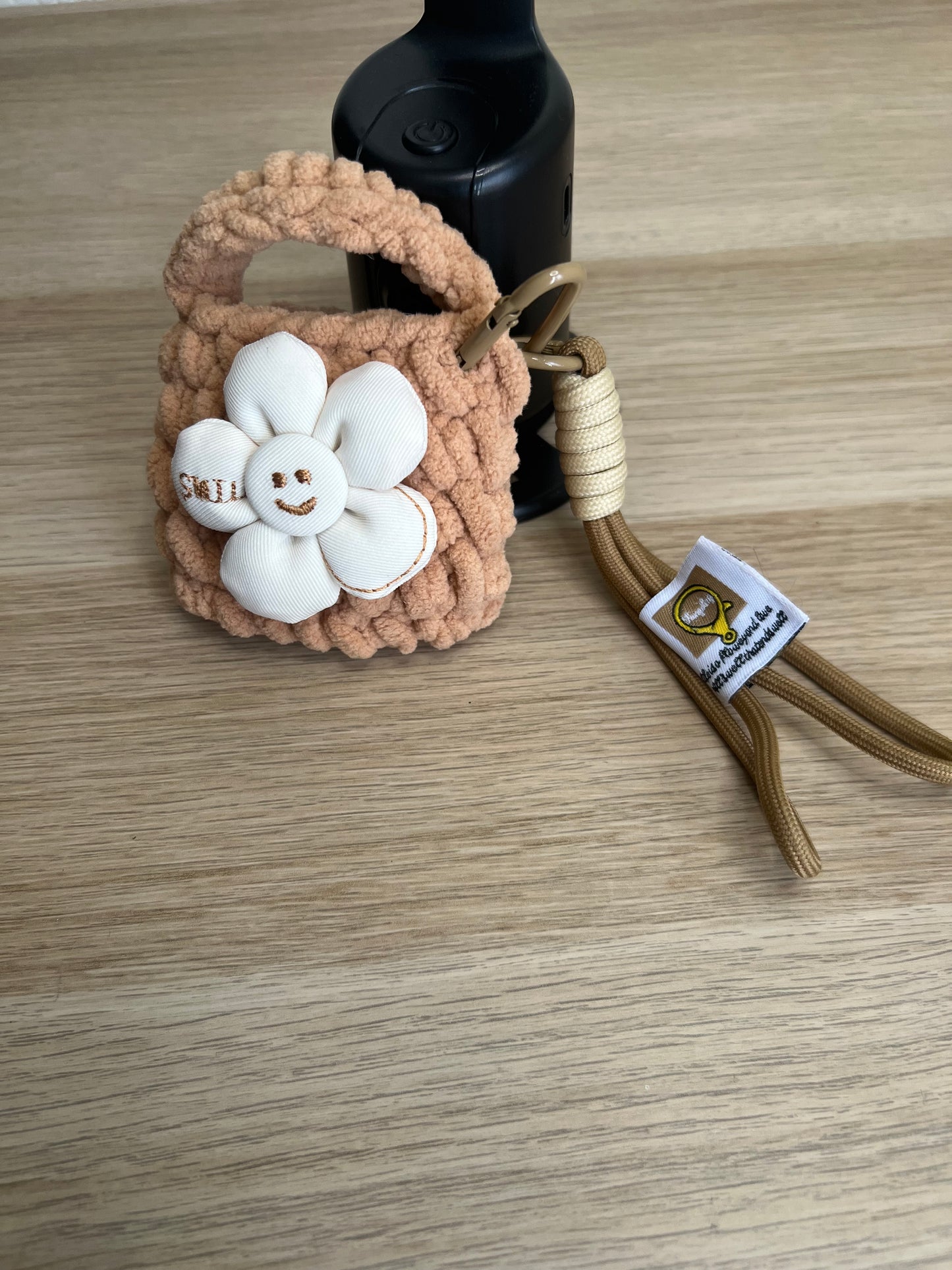 Grigri de sac alias bijoux de sac Fleur-The Phénix Styles