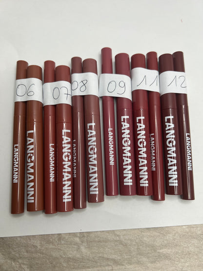 Ensemble rouge à lèvres et crayon à lèvres mat—The Phénix Styles