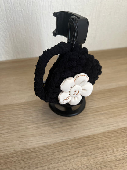 Grigri de sac alias bijoux de sac fleur blanche-The Phénix Styles