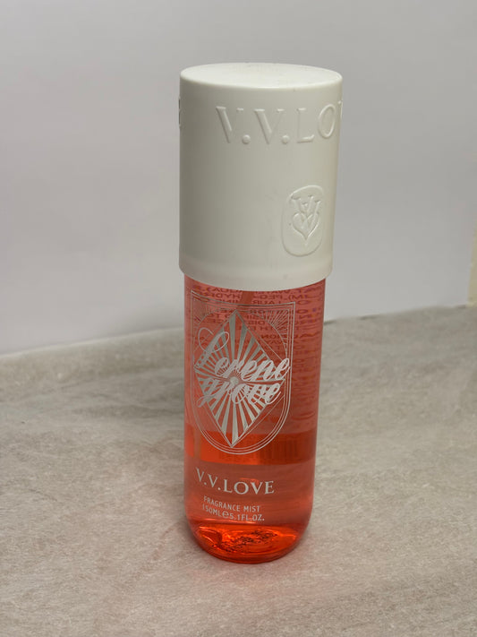 Brume Serene Grove V.V Love - 150ml Fragrance Mist
-The Phénix Styles